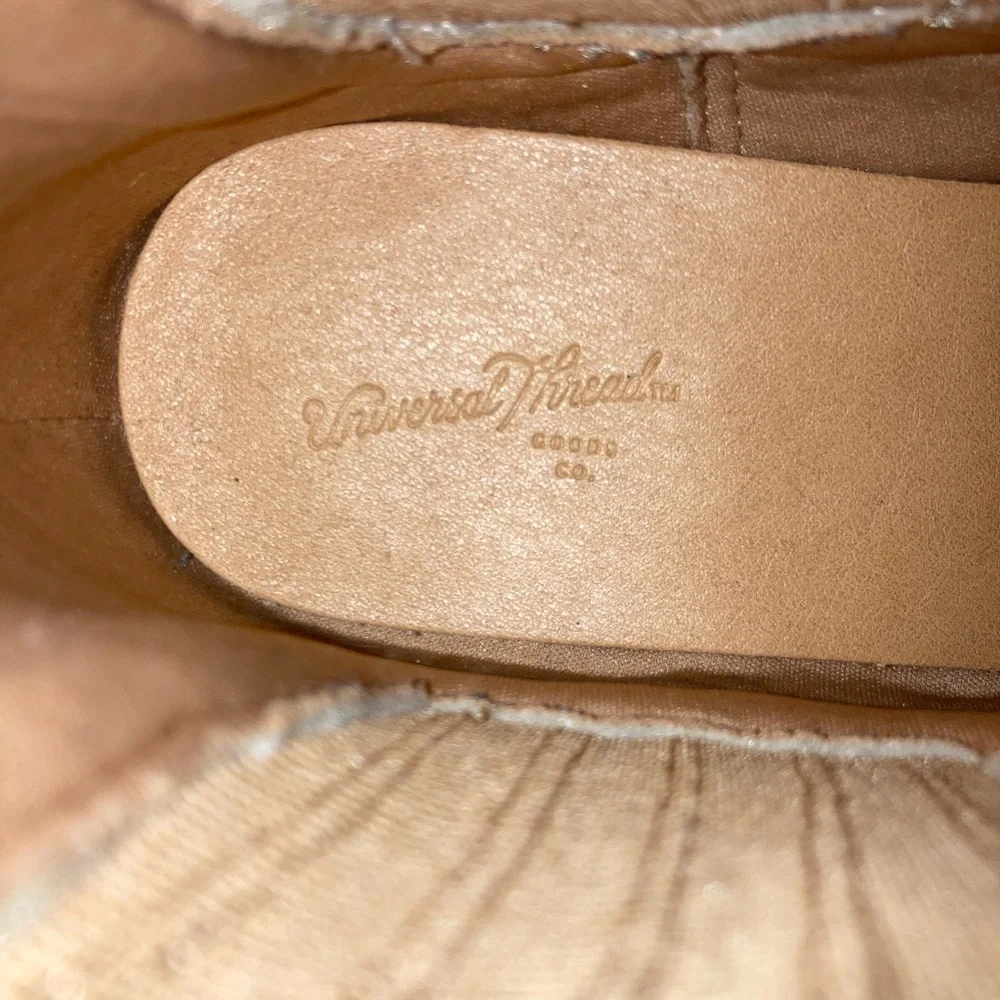 Universal Thread Tan Booties Western Slide on Size 6.5 - Picture 9 of 9